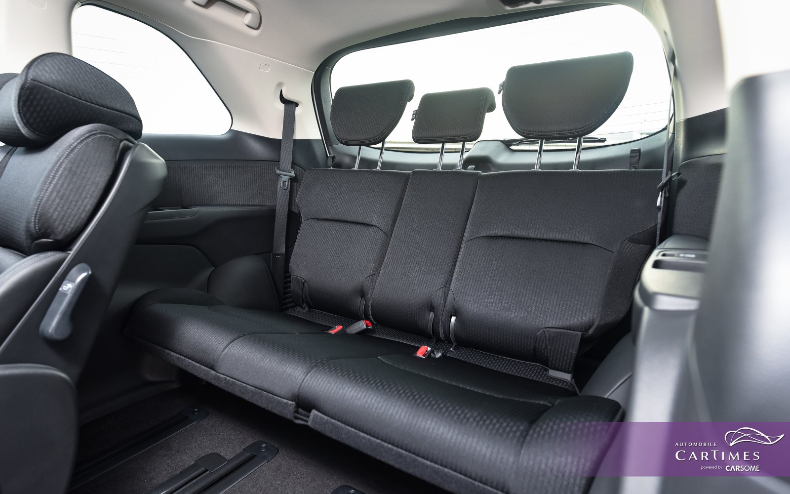 Honda Odyssey 2.0 e:HEV Absolute photo 10